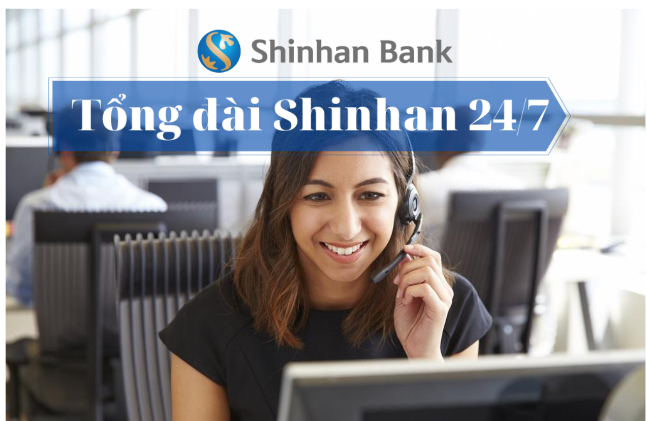 Tổng đài viên Shinhan Bank đang hỗ trợ khách hàng.